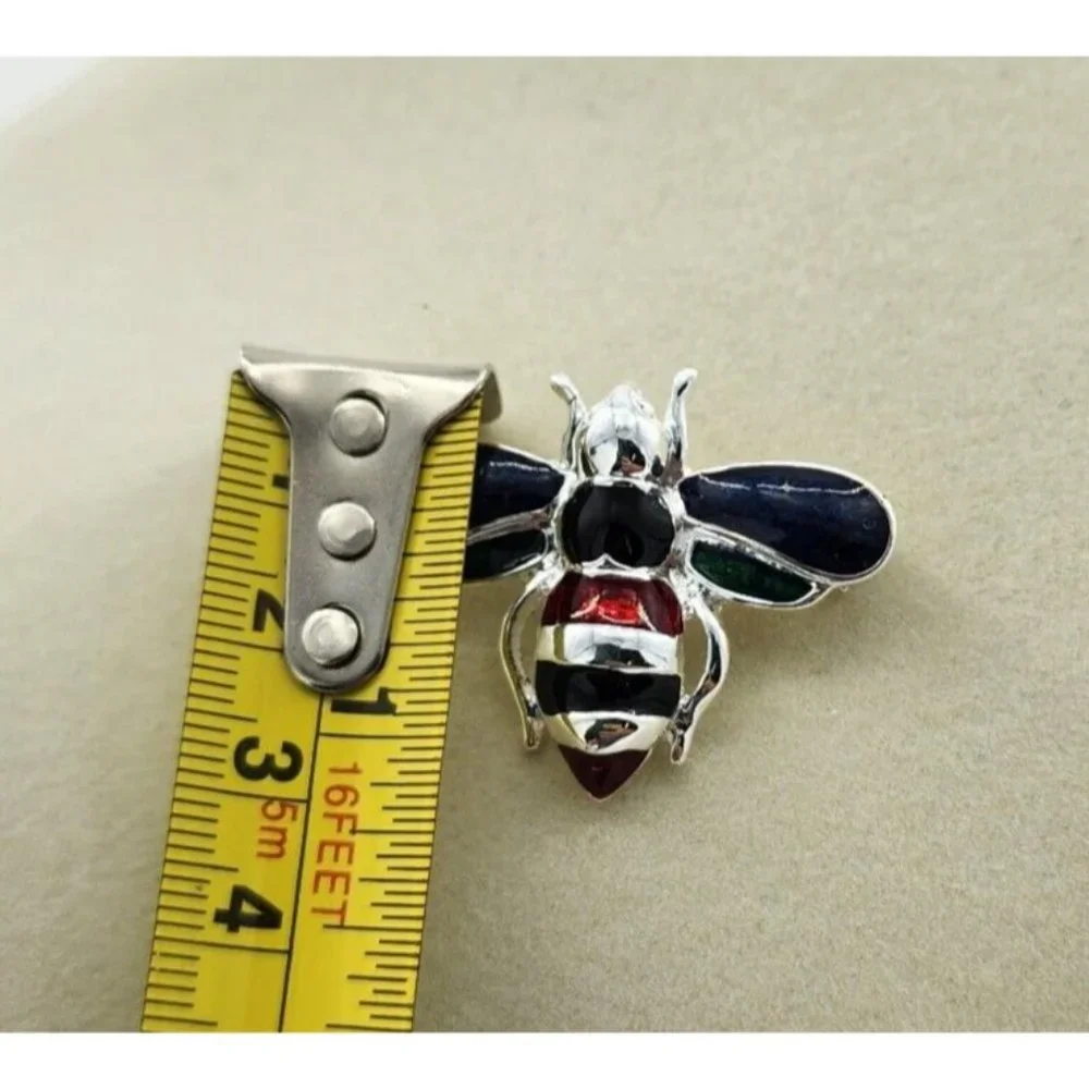 Vintage‎ Honey Bee Brooch Pin Silver Tone Multicolor Enamel Bug 1.25